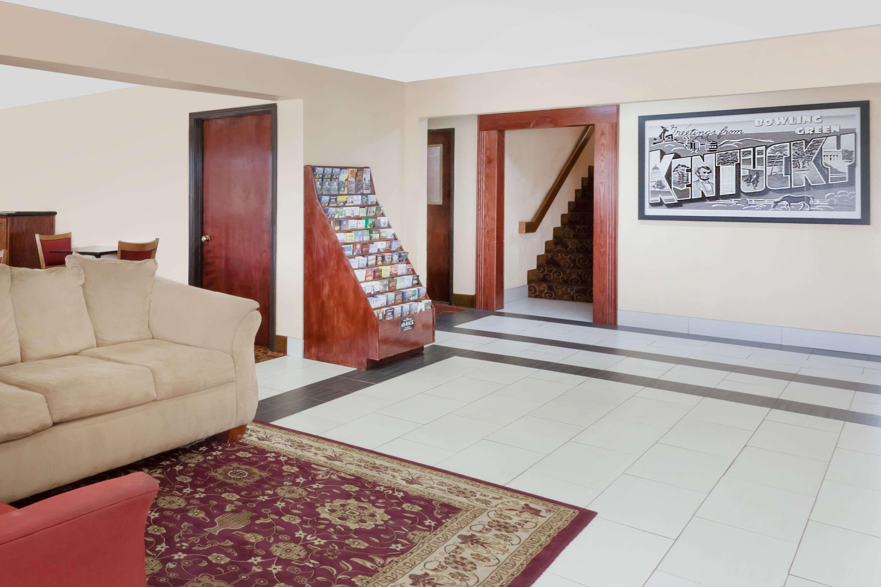 Super 8 South By Wyndham Hotel Bowling Green Bagian luar foto