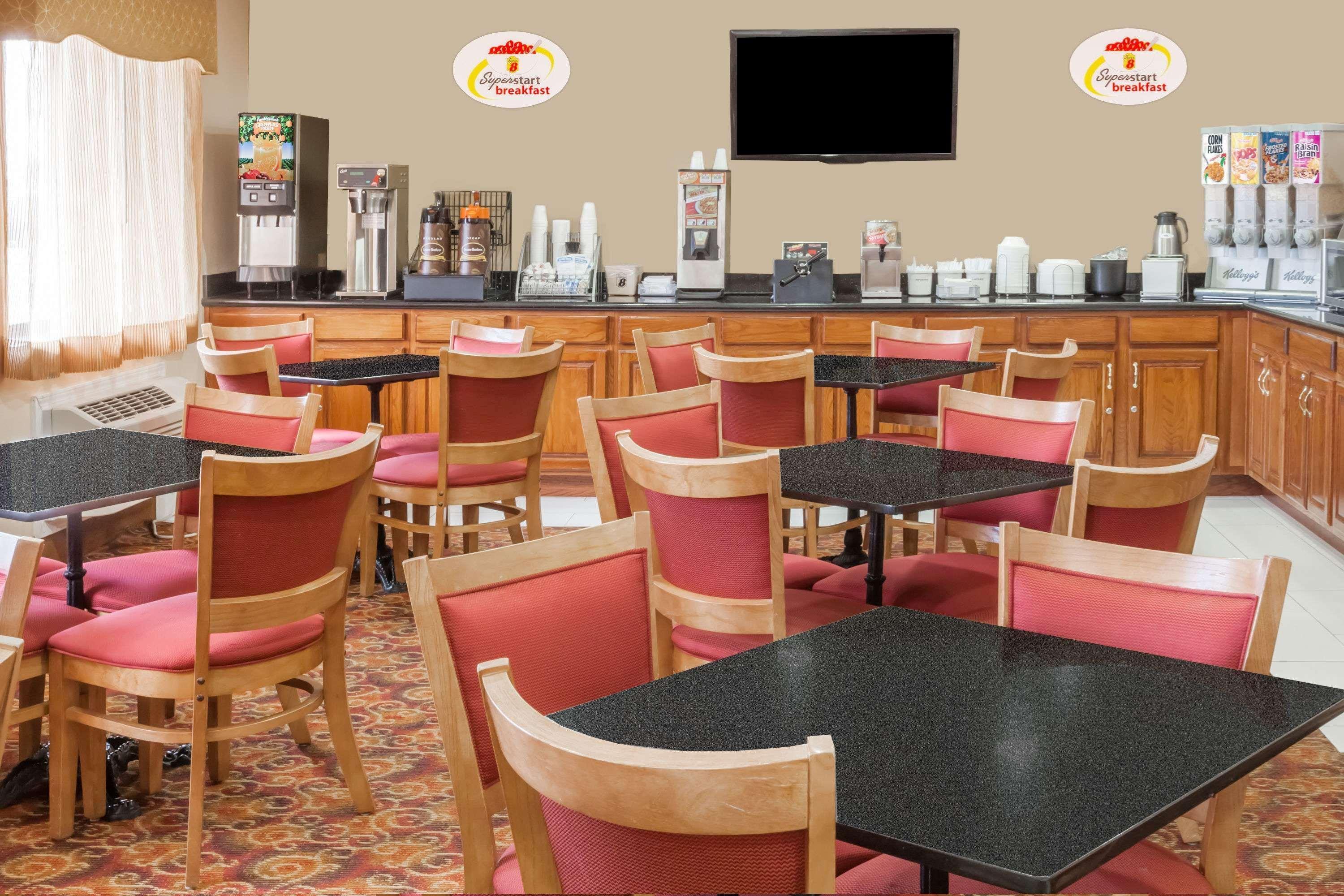 Super 8 South By Wyndham Hotel Bowling Green Bagian luar foto