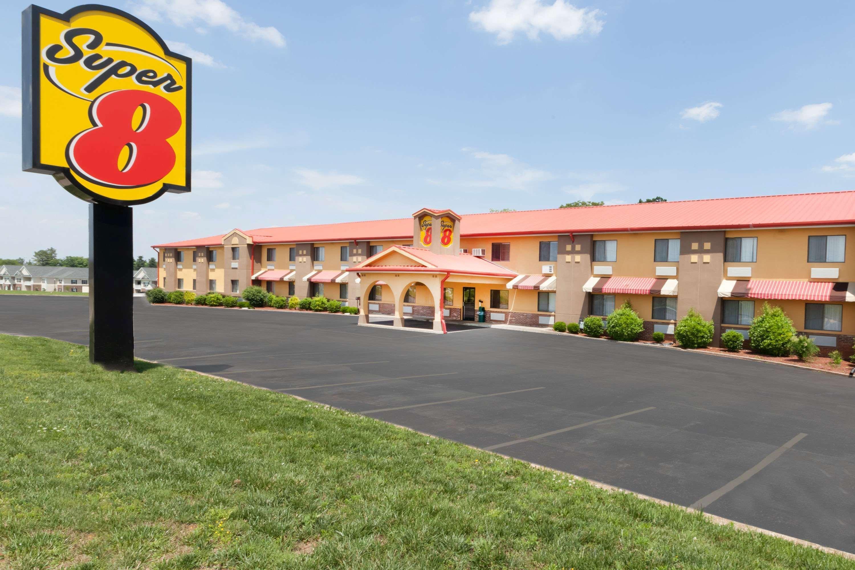 Super 8 South By Wyndham Hotel Bowling Green Bagian luar foto