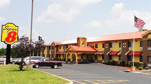 Super 8 South By Wyndham Hotel Bowling Green Bagian luar foto