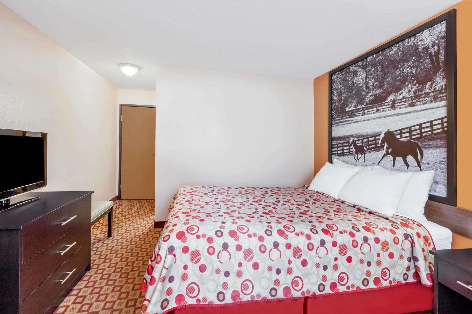 Super 8 South By Wyndham Hotel Bowling Green Bagian luar foto